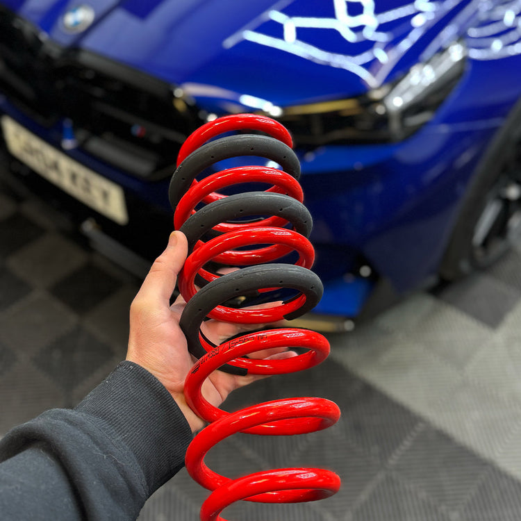 BMW G90 M5 Lowering Springs Installed – Cobra Suspension Upgrade