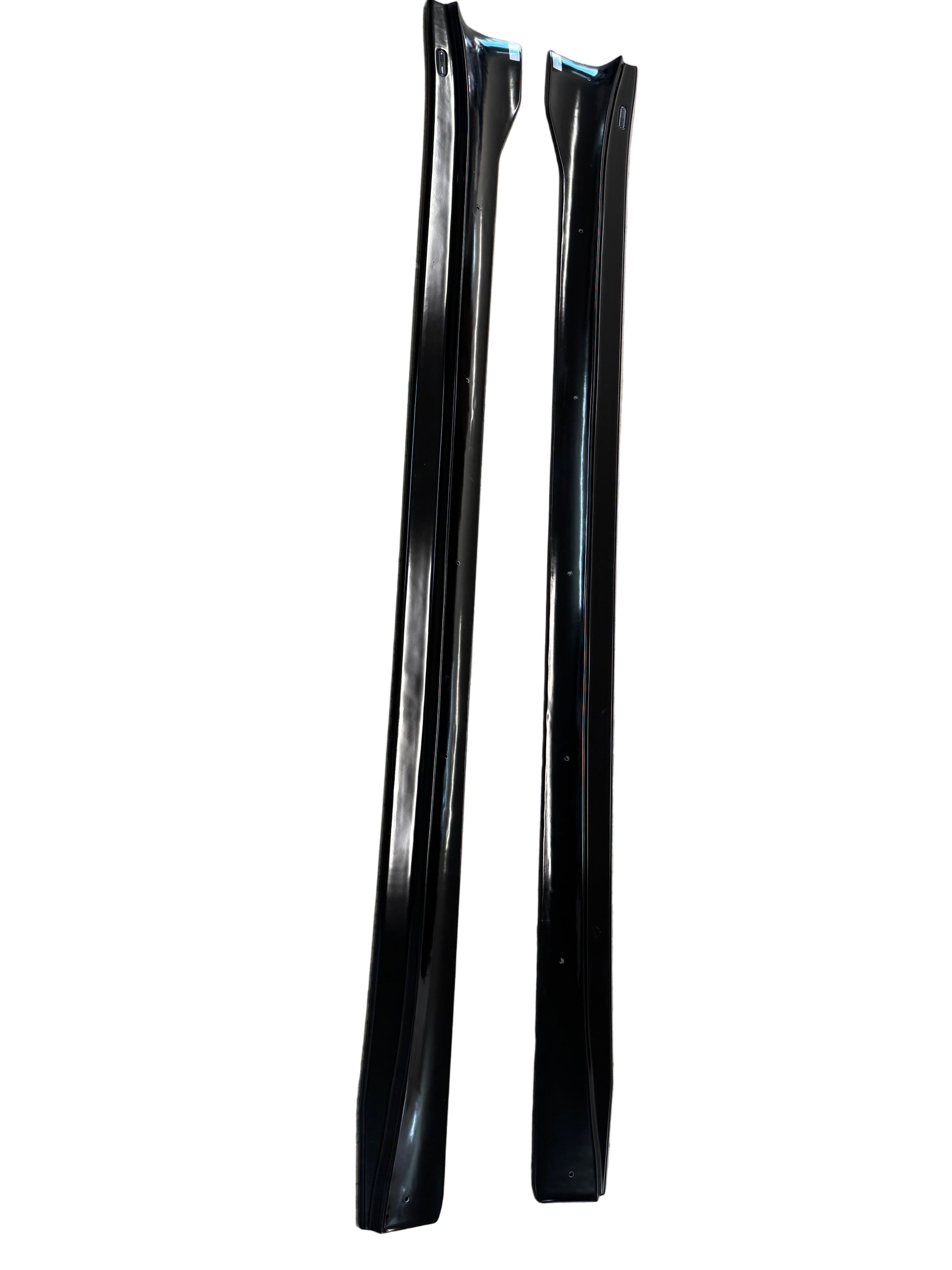 Tesla Model 3 - Side Skirt Splitters