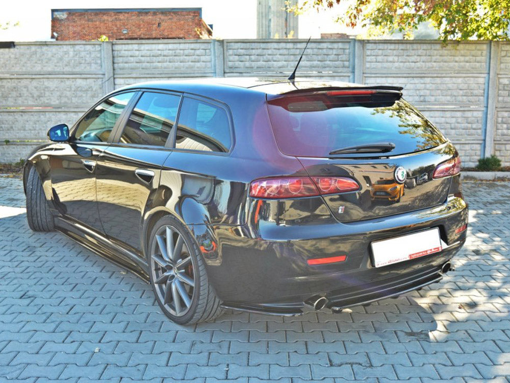 Maxton Design Central Rear Splitter (Vertical Bars) Alfa Romeo 159 - Gloss Black - AL-159-RD1+RD2G - Image 3