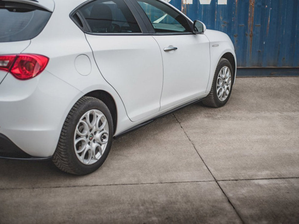 Maxton Design Side Skirts Diffusers V.2 Alfa Romeo Giulietta - AL-GU-1F-SD1G - Image 2