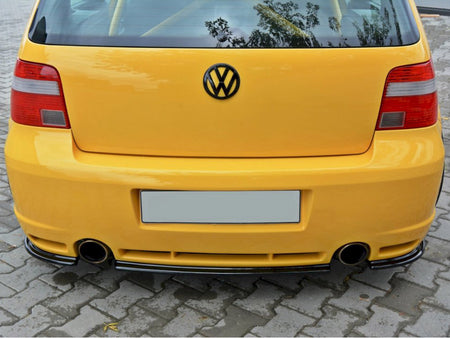 Maxton Design Central Rear Splitter VW Golf IV R32 - VW-GO-4-R32-RD1G - Image 2