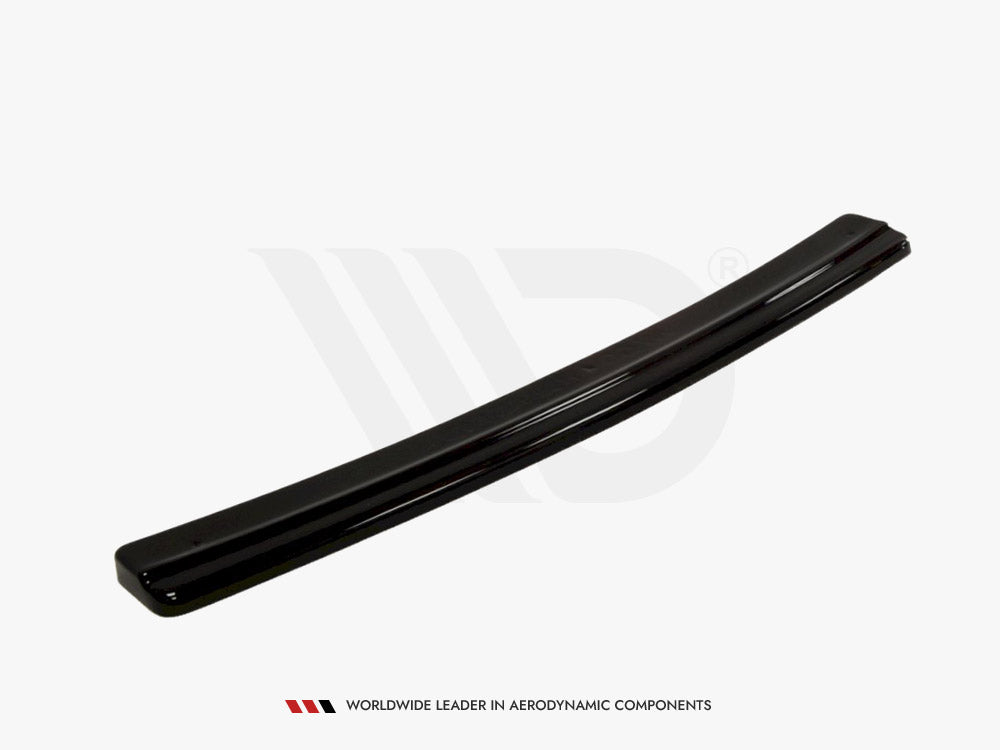 Maxton Design Central Rear Splitter VW Golf IV R32 - VW-GO-4-R32-RD1G - Image 4
