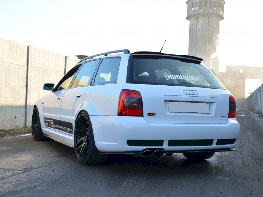 Rear Splitter (Vertical Bar) Audi RS4 B5 - Carbon Look