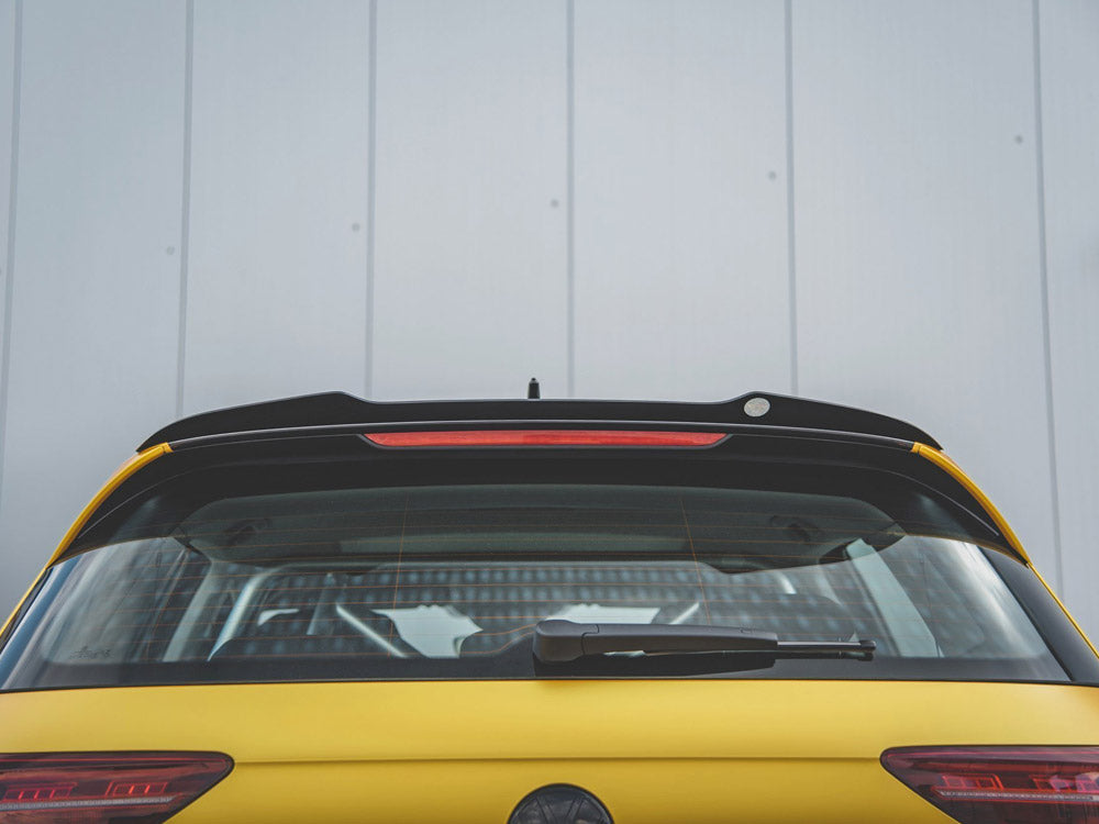 Spoiler CAP V.1 Volkswagen Golf Mk8 - Carbon Look