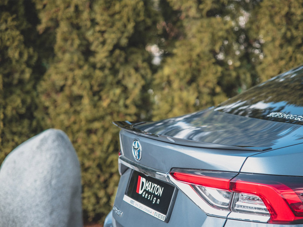 Maxton Design Spoiler CAP Toyota Corolla Mk12 Sedan - Carbon Look - TO-CO-12-S-CAP1C - Image 4