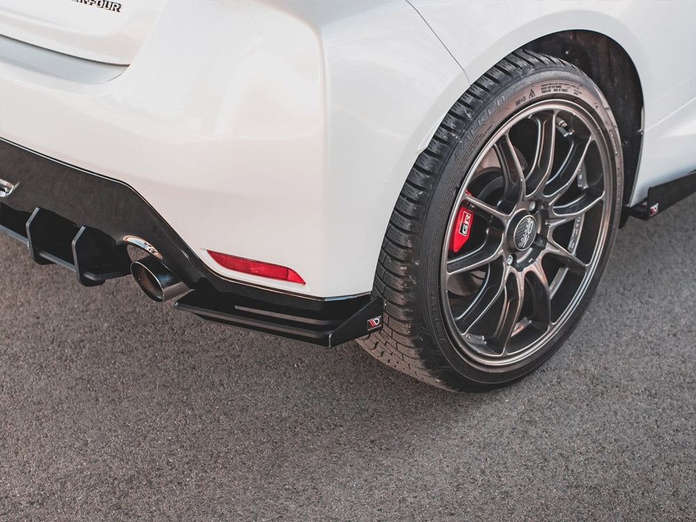 Street PRO Rear Side Splitters + Flaps Toyota GR Yaris Mk4 - Black-Red + Gloss Flaps