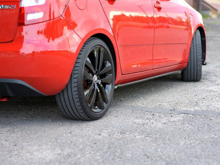 Side Skirts Diffusers Skoda Fabia MK2 RS (2010-2014) - Carbon Look