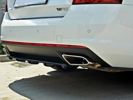 Maxton Design Central Rear Splitter Skoda Octavia VRS MK3/ MK3.5 Hatchback/ Estate- Textured - SK-OC-3/3F-RS-RD1+RD2T - Image 3