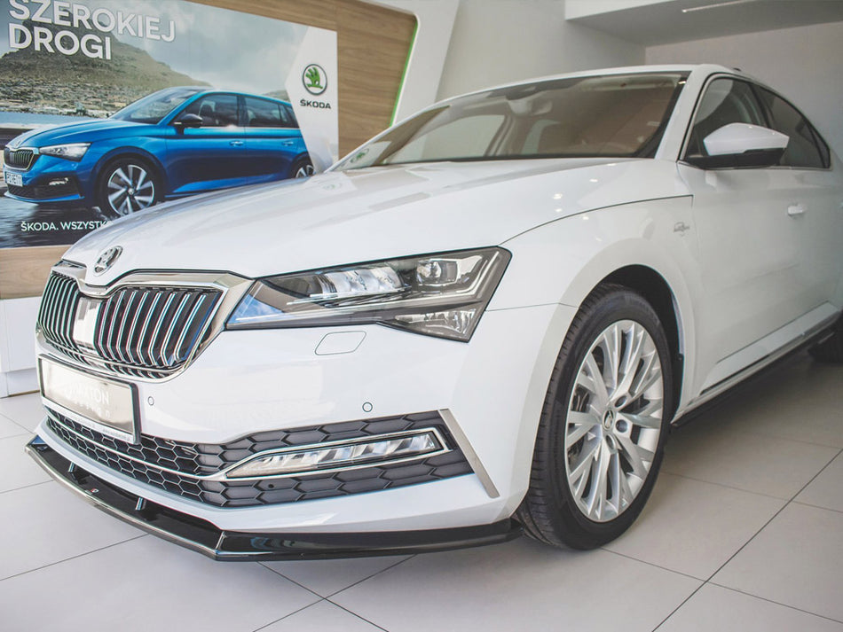 Front Splitter V.2 Skoda Superb MK3 FL (2019-) - Carbon Look