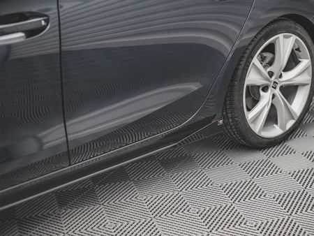 Maxton Design Street PRO Side Skirts Diffusers + Flaps Seat Leon FR Mk4 - SELE4FRCNC-SD1B+SRF1G - Image 3