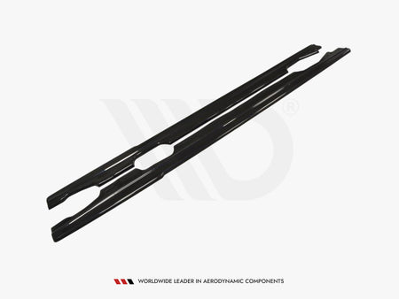 Side Skirts Diffusers Renault Megane MK4 Hatchback (2016-UP) - Carbon Look