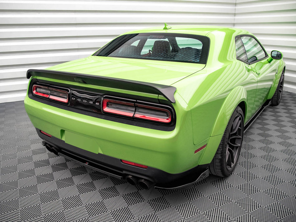 Maxton Design Central Rear Splitter Dodge Challenger SRT Hellcat Widebody Mk3 - DO-CHL-3F-SRT-HC-RD1G - Image 2