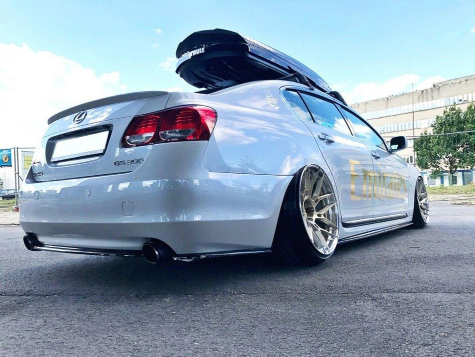 Maxton Design Central Rear Splitter Lexus GS 300 Mk3 Facelift - LE-GS-3F-RD1G - Image 2