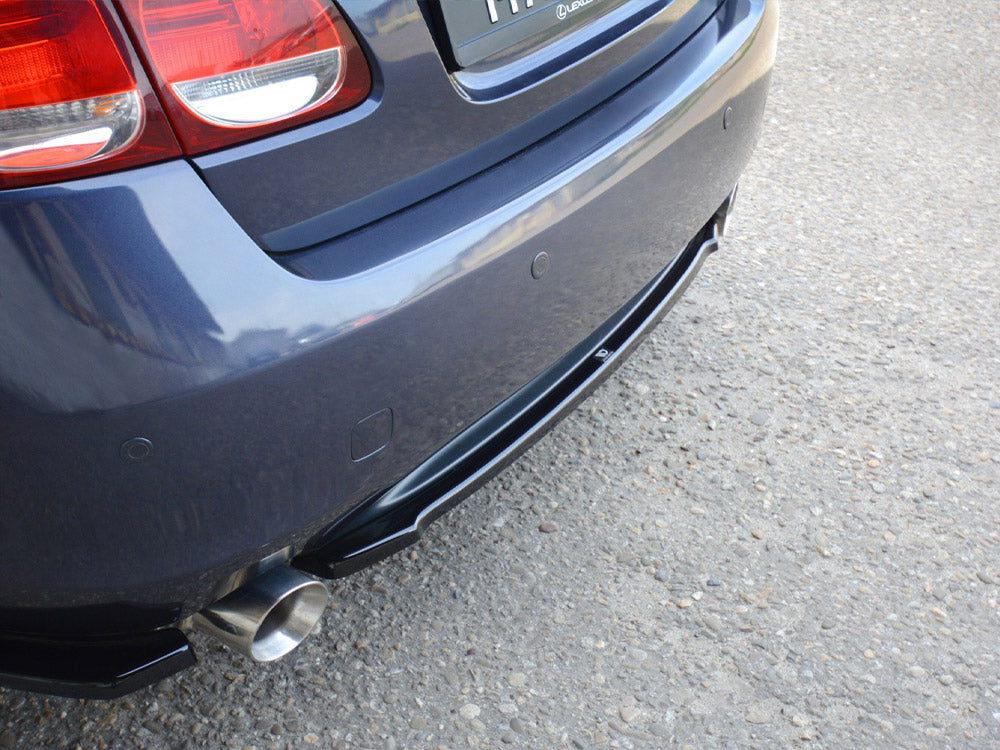 Maxton Design Central Rear Splitter Lexus GS Mk3 - LE-GS-3-RD1G - Image 4