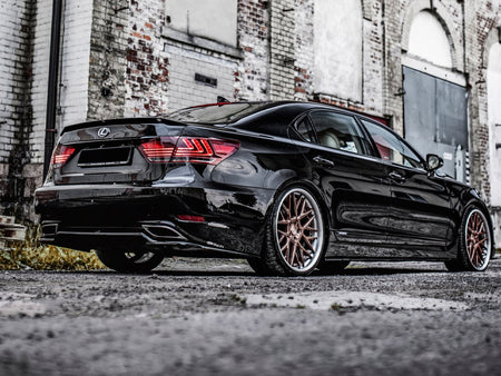 Maxton Design Central Rear Splitter Lexus LS Mk4 Facelift - LE-LS-4F-RD1G - Image 3