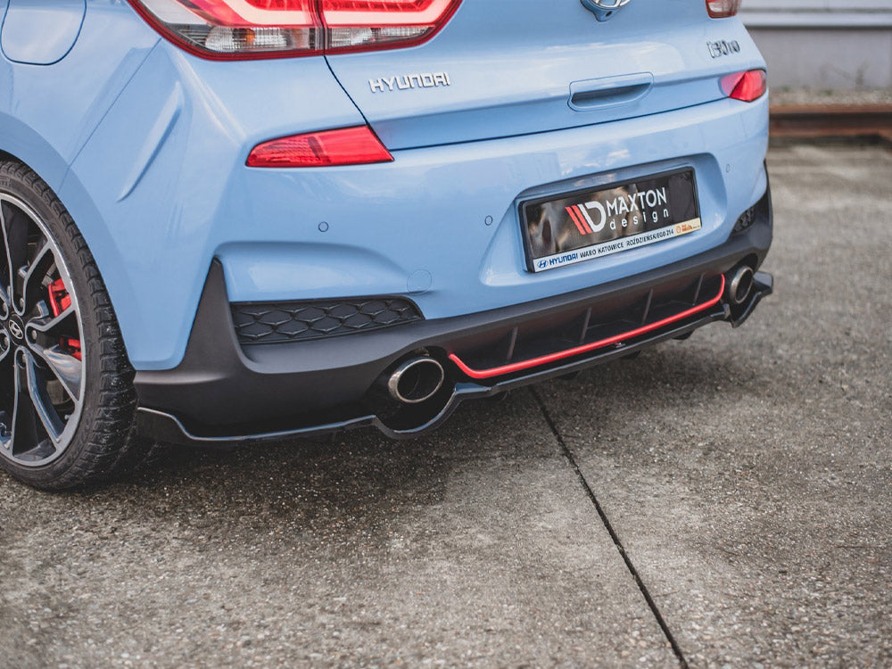 Maxton Design Central Rear Splitter (Vertical Bars) Hyundai I30 N Mk3 Hatchback - HY-I30-3-N-RD1G+RD2G - Image 3