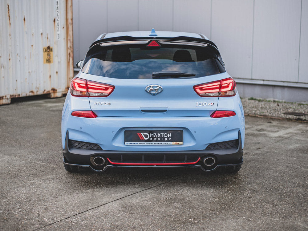 Maxton Design Central Rear Splitter (Vertical Bars) Hyundai I30 N Mk3 Hatchback - HY-I30-3-N-RD1G+RD2G - Image 4