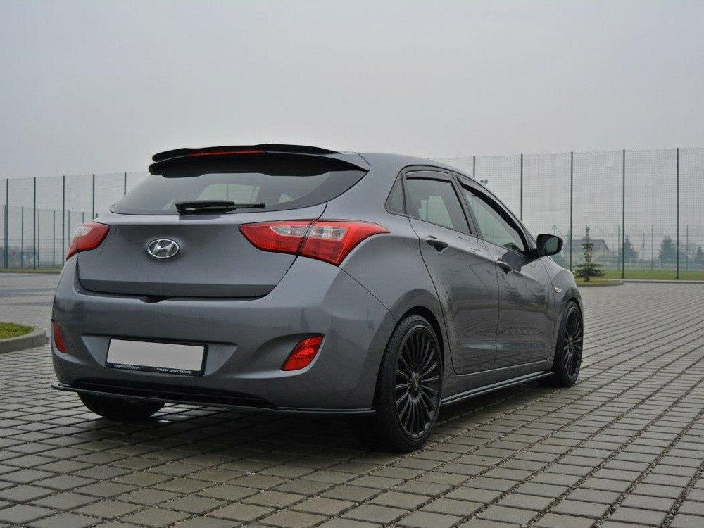 Maxton Design Side Skirts Diffusers Hyundai I30 MK2 (2011-2017) - Carbon Look - HY-I30-2-SD1C - Image 2