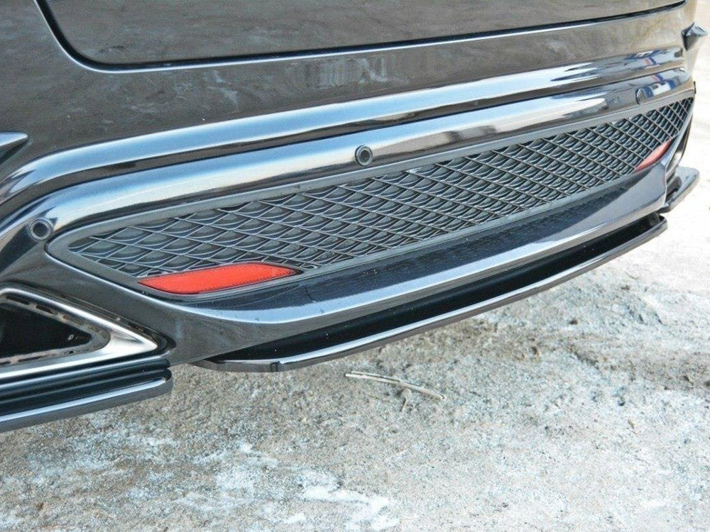Central Rear Splitter Honda Civic VIII Type S/R (Without Vertical Bars) - Textured