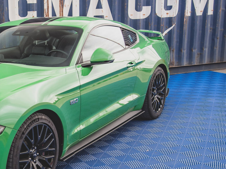 Maxton Design Street PRO Rear Side Splitters V.1 Ford Mustang GT MK6 Facelift - FOMU6FGTCNC-RSD1B - Image 2