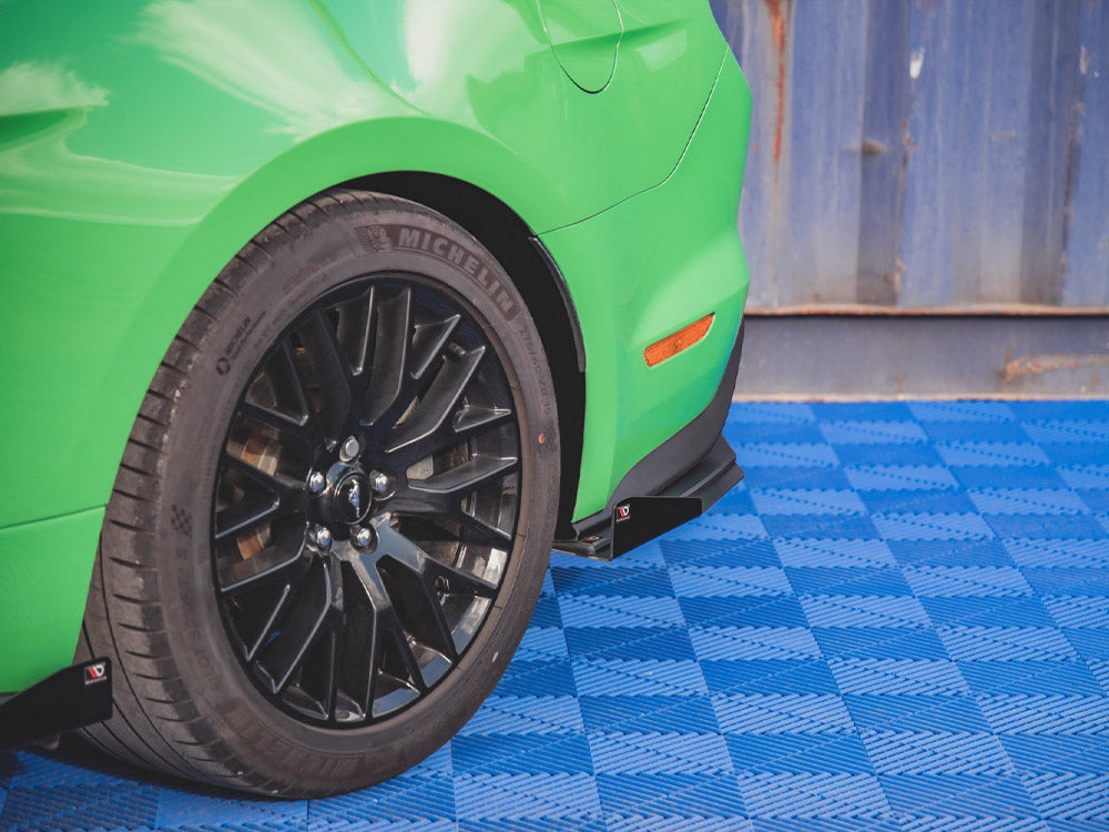 Maxton Design Street PRO Rear Side Splitters V.1 + Flaps Ford Mustang GT Mk6 Facelift - FOMU6FGTCNC-RSD1B+RSF1G - Image 3
