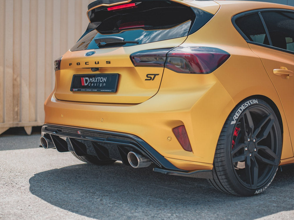 Rear Valance V.3 Ford Focus Hatchback ST Mk4