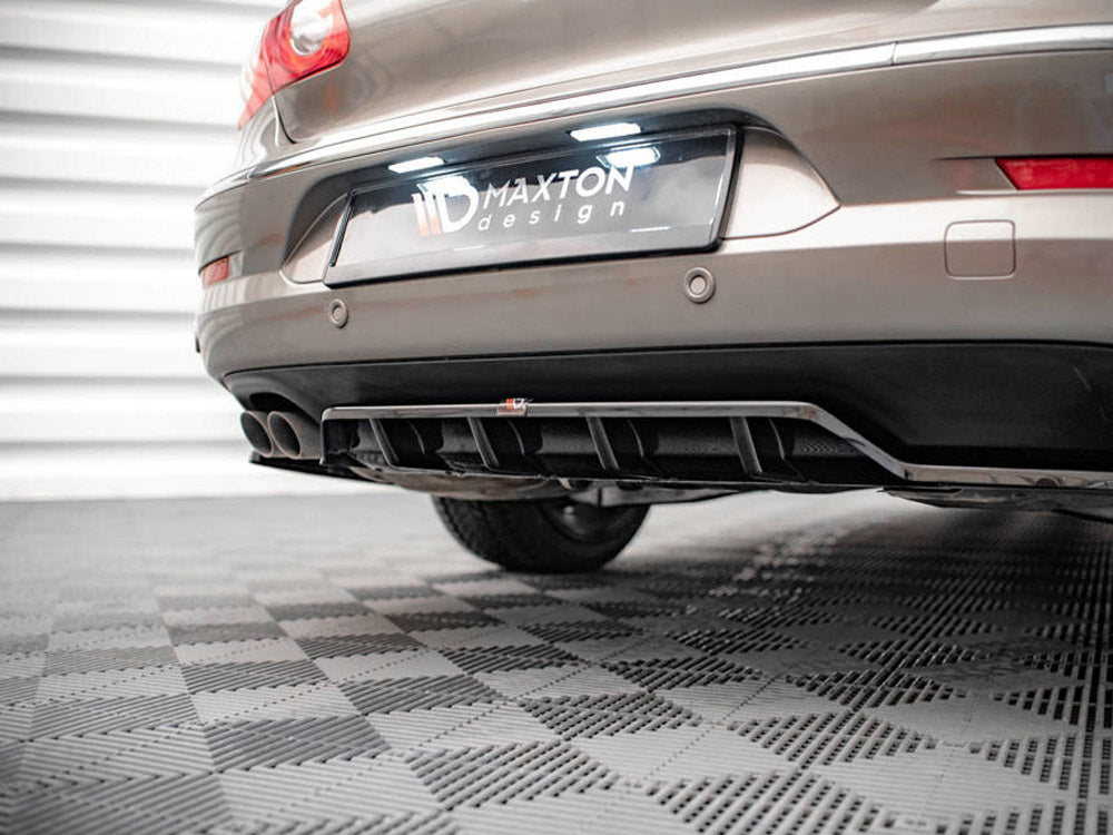 Central Rear Splitter (Vertical Bars) VW Passat CC