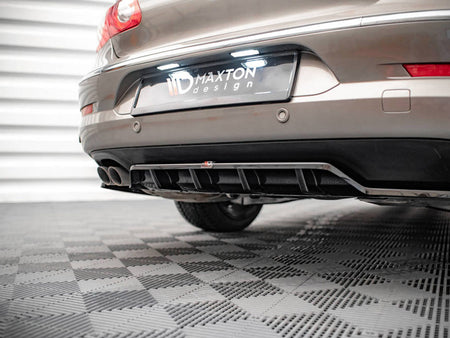 Central Rear Splitter (Vertical Bars) VW Passat CC