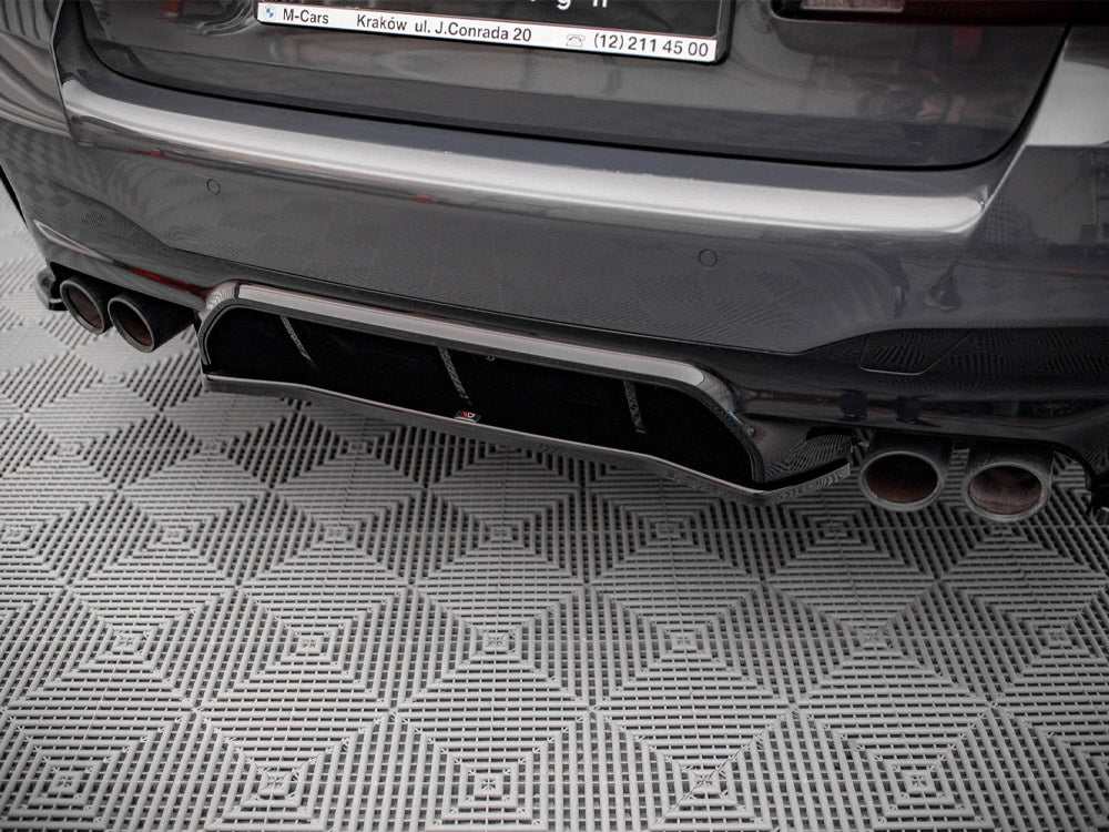 Maxton Design Central Rear Splitter BMW M5 F90 - BM-5-90-M-RD1G - Image 4