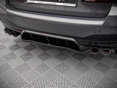 Maxton Design Central Rear Splitter BMW M5 F90 - BM-5-90-M-RD1G - Image 4