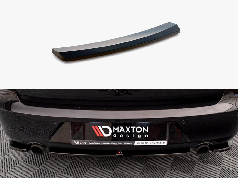 Maxton Design Central Rear Splitter Seat EXEO (2008-2013) - SE-EX-1-K-RD1G - Image 1