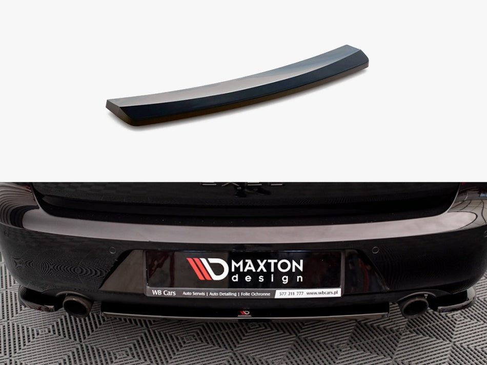 Maxton Design Central Rear Splitter Seat EXEO (2008-2013) - SE-EX-1-K-RD1G - Image 1