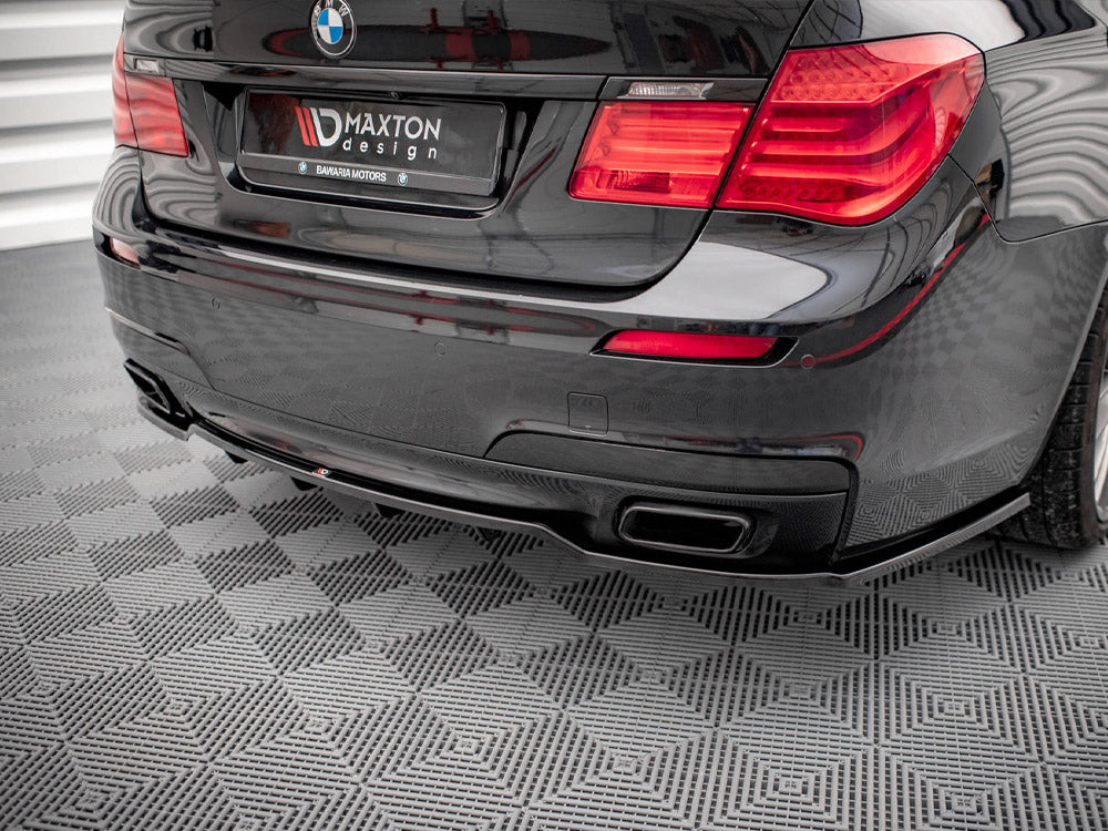 Maxton Design Central Rear Splitter (Vertical Bars) BMW 7 M-Pack F01 - BM-7-01-MPACK-RD1G+RD2G - Image 3