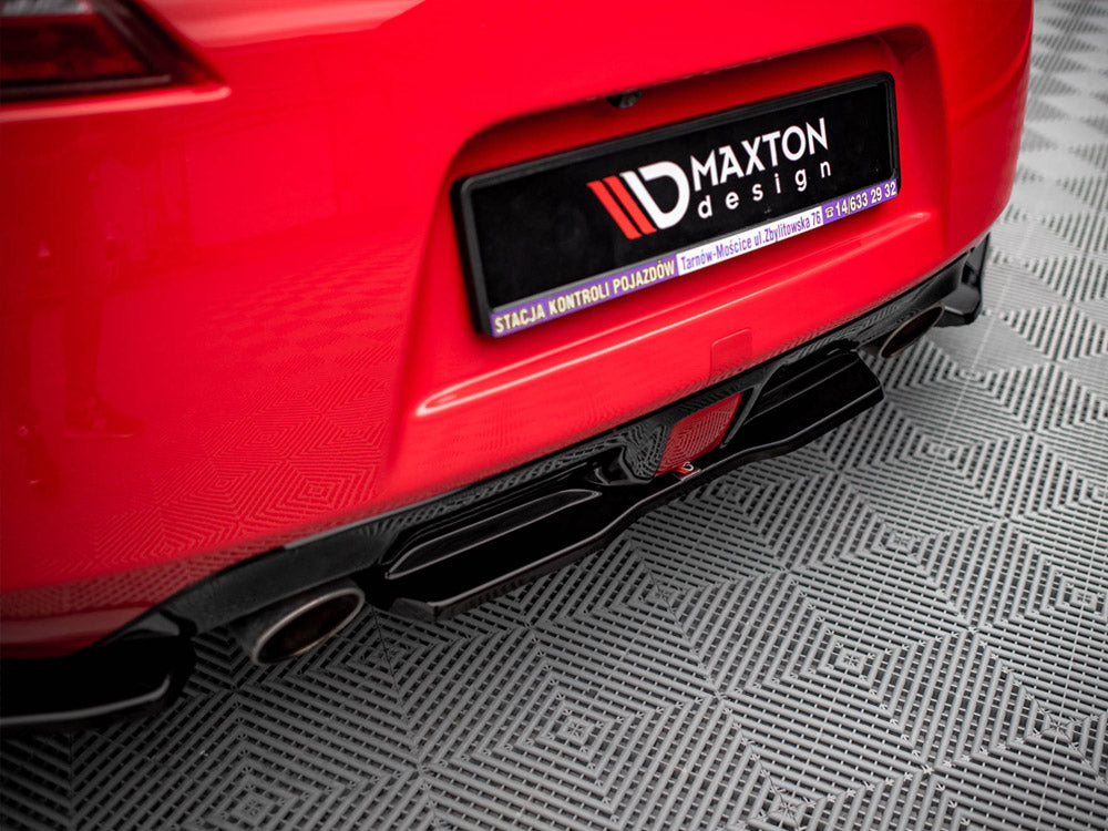 Maxton Design Central Rear Splitter V.2 Nissan 370Z (2009-2020) - NI-370F-RD1G - Image 4