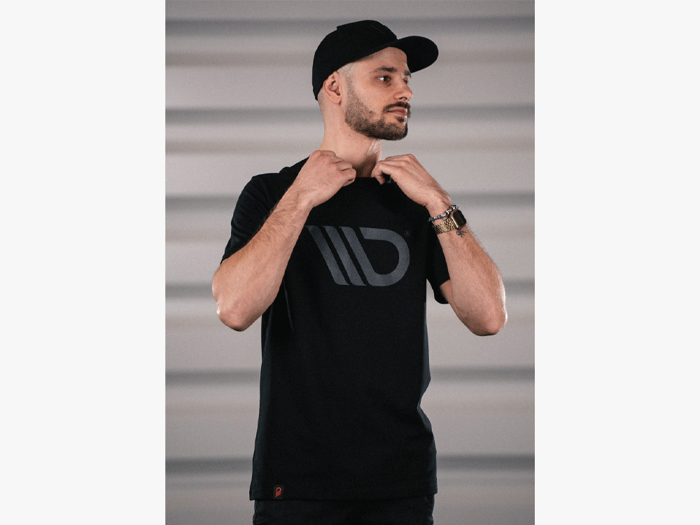 Maxton Design Classic Tshirt Mens - Black - V.2 - MA-TSHRT-BLK-MENS-2 - Image 4