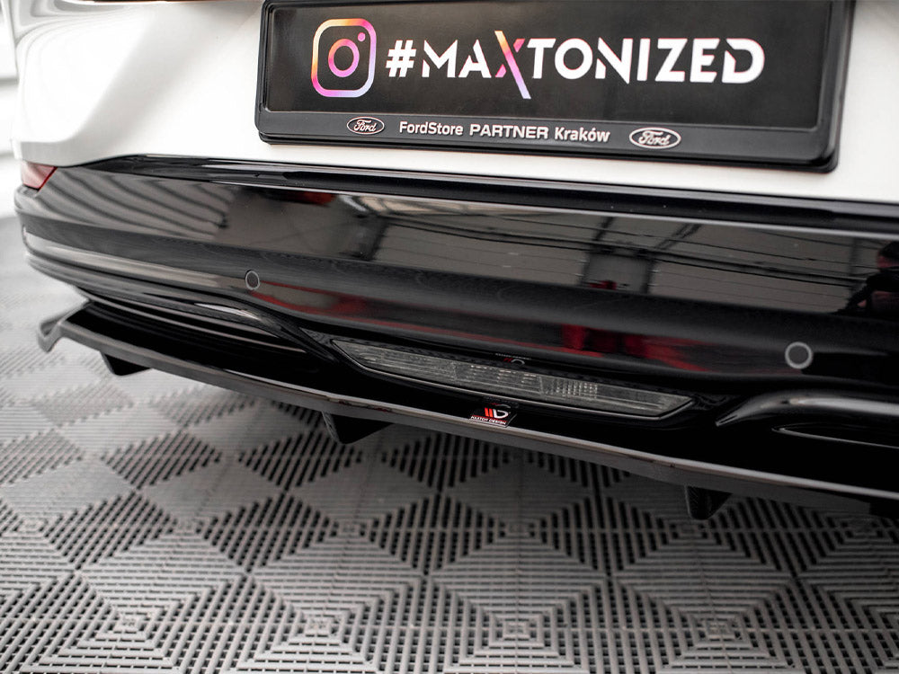 Maxton Design Central Rear Splitter (Vertical Bars) Ford Mustang Mach-e Mk1 - FO-MU-MACHE-1-RD1G+RD2G - Image 4