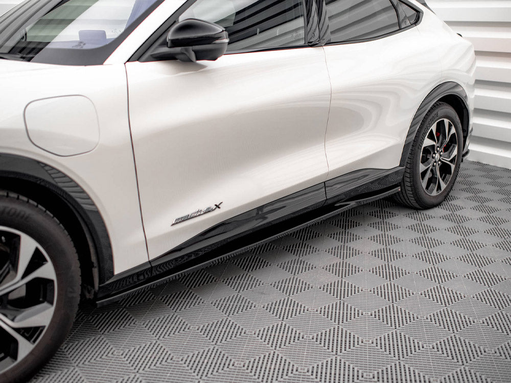 Maxton Design Side Skirts Diffusers Ford Mustang Mach-e MK1 - FO-MU-MACHE-1-SD1G - Image 4