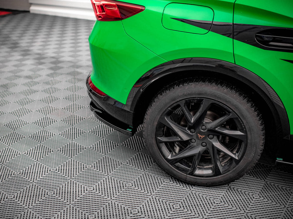 Maxton Design Rear Side Splitters V.2 Cupra Formentor - CU-FO-1-RSD2G - Image 4