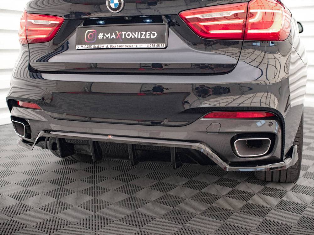 Maxton Design Central Rear Splitter (Vertical Bars) BMW X6 M Sport F16 - BM-X6-16-MPACK-RD1G+RD2G - Image 3