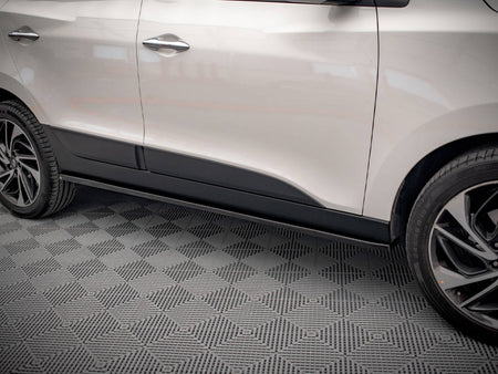 Maxton Design Side Skirts Diffusers Hyundai ix35 Mk1 - HY-IX35-1-SD1G - Image 3
