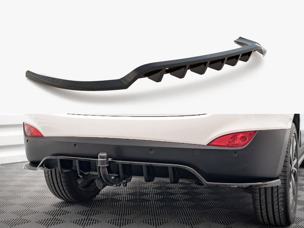 Maxton Design Central Rear Splitter (Vertical Bars) Hyundai IX35 Mk1 - HY-IX35-1-RD1G+RD2G - Image 1
