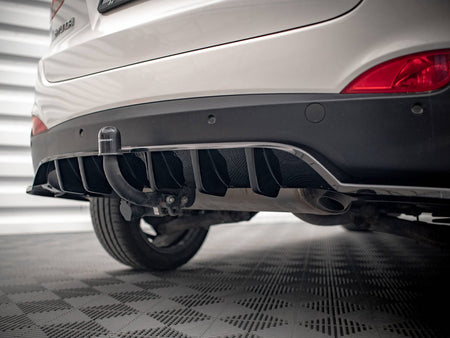 Maxton Design Central Rear Splitter (Vertical Bars) Hyundai IX35 Mk1 - HY-IX35-1-RD1G+RD2G - Image 5
