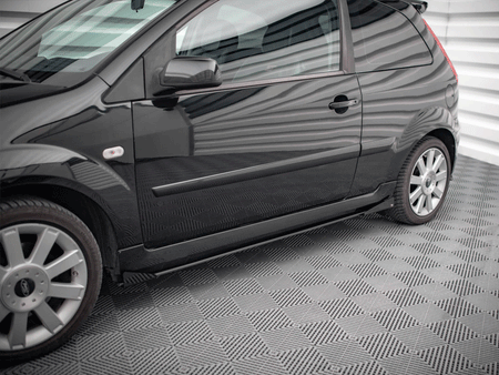 Maxton Design Street PRO Side Skirts Diffusers + Flaps Ford Fiesta ST Mk6 - FOFI6STCNC-SD1B+SF1G - Image 3