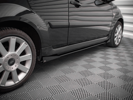 Maxton Design Street PRO Side Skirts Diffusers + Flaps Ford Fiesta ST Mk6 - FOFI6STCNC-SD1B+SF1G - Image 4
