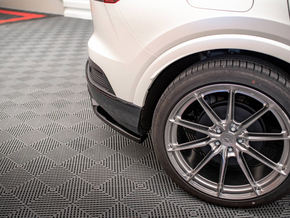 Maxton Design Central Rear Splitter (Vertical Bars) Audi Q4 e-Tron Sportback Mk1 - AU-Q4-ETRON-1-SB-RD1G+RD2G - Image 6