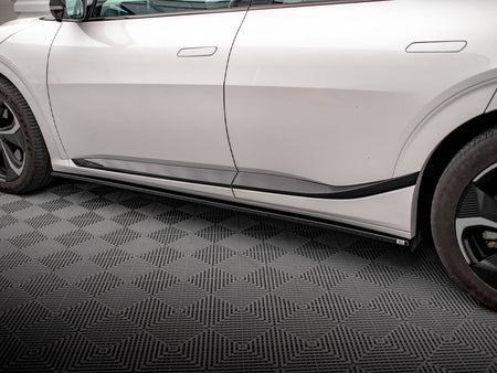 Maxton Design Side Skirts Diffusers Kia EV6 GT-Line Mk1 - KI-EV6-1-GTLINE-SD1G - Image 4