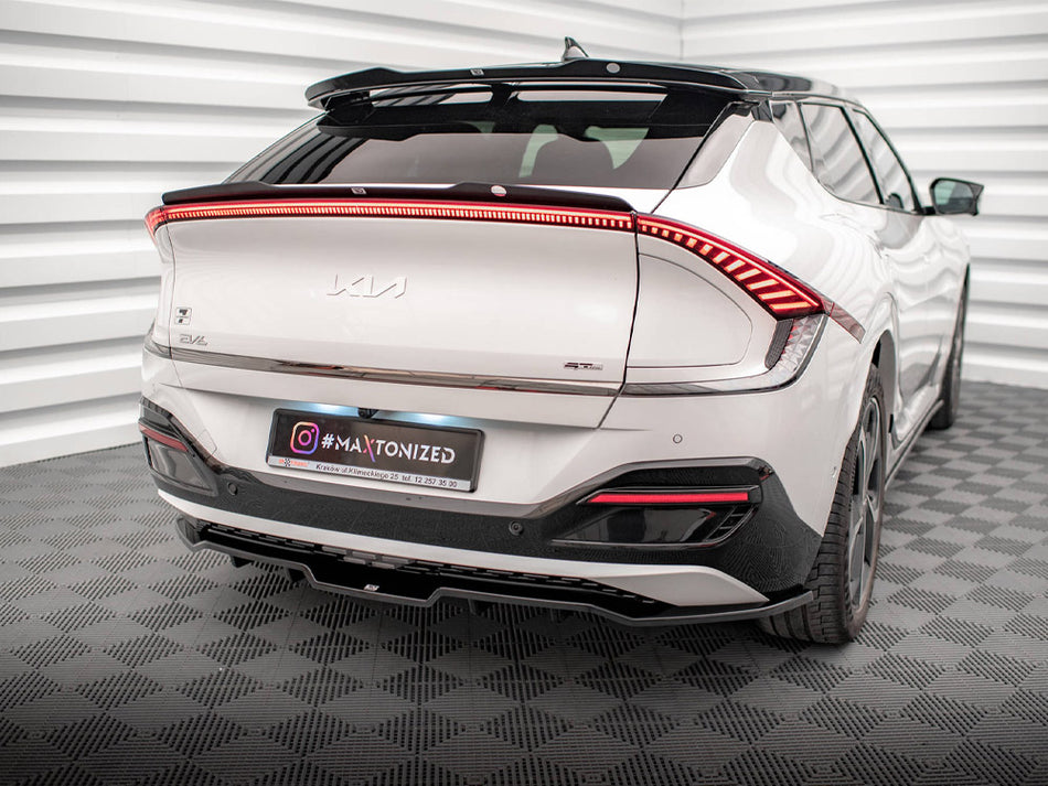 Maxton Design Central Rear Splitter (Vertical Bars) Kia EV6 GT-Line Mk1 - KI-EV6-1-GTLINE-RD1G+RD2G - Image 2