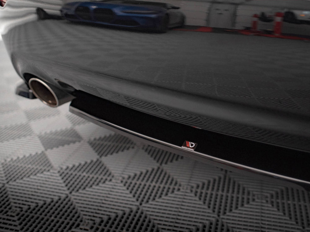 Maxton Design Central Rear Splitter Infiniti Q50 S Mk1 - IN-Q50S-1-RD1G - Image 4