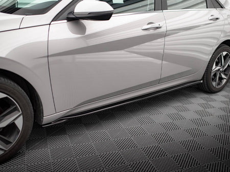 Maxton Design Side Skirts Diffusers Hyundai Elantra Mk7 - HY-EL-7-SD1G - Image 3