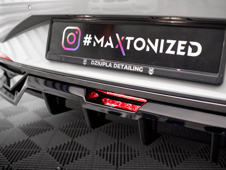 Maxton Design Central Rear Splitter (Vertical Bars) Hyundai Elantra Mk7 - HY-EL-7-RD1G+RD2G - Image 5